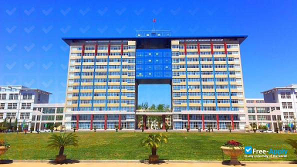 Hebei Institute of International Business and Economics photo #5