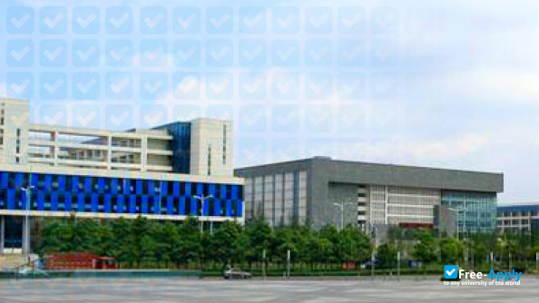 Changde Vocational Technical College фотография №5