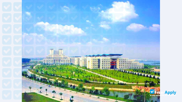 Foto de la College of Arts & Science Jianghan University #1