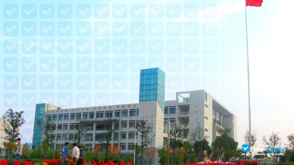 Foto de la Hubei Urban Construction Vocational and Technological College #4