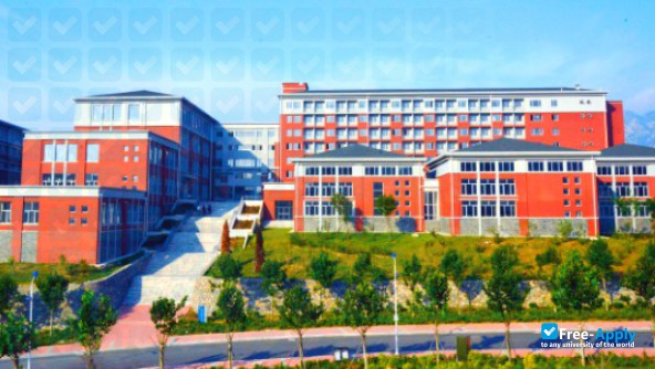 Dalian Art College photo #9