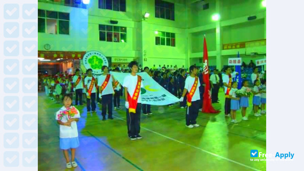Xishuangbanna Vocational & Technical Institute photo #2