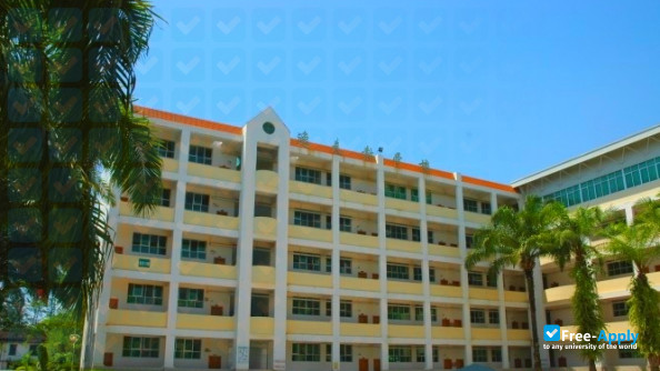 Xishuangbanna Vocational & Technical Institute photo #3