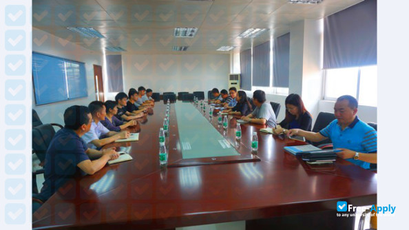 Photo de l’Zhongshan Torch Polytechnic #4