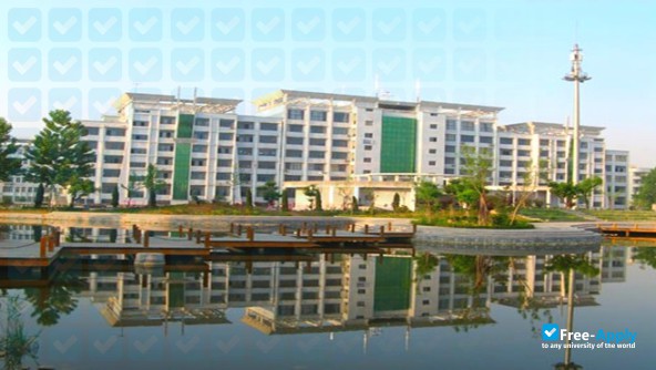 Zaozhuang Vocational College of Science & Technology photo #3