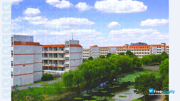 Suzhou Top Institute of Information Technology фотография №1