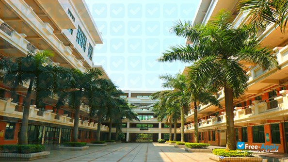 Zhangzhou Institute of Science & Engineering фотография №2