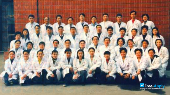 West China Medical Center Sichuan Medical University фотография №5