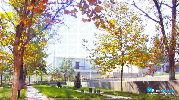 Tangshan Vocational & Technical College фотография №1