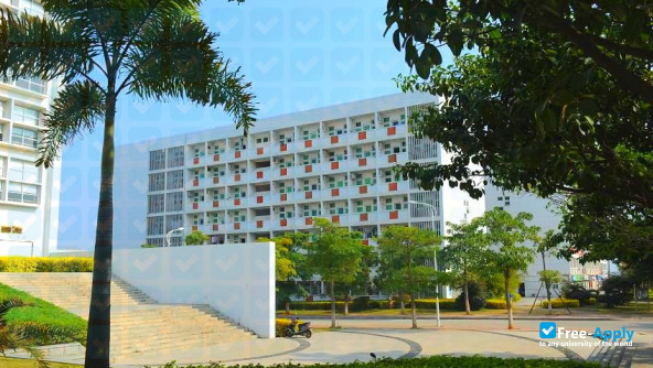 Xiamen Nanyang University photo #3