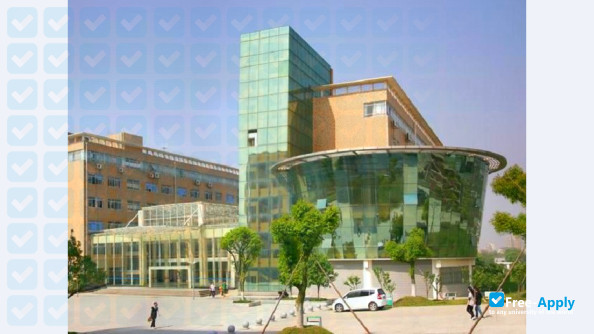 Hunan University of Finance and Economics фотография №1