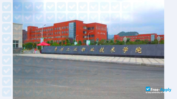 Foto de la Guizhou Vocational Technology Institute #4
