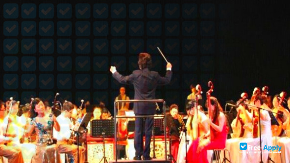 Professional Arts Institute of Hubei фотография №5