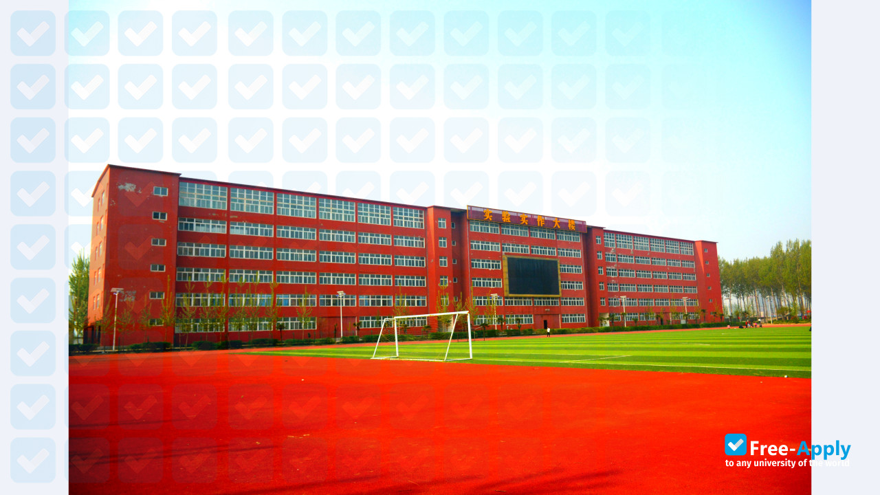 Zhengzhou Professional Technical Institute Of electronic & Information фотография №5