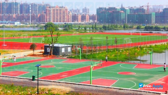 Foto de la Jiangxi College of Construction #5
