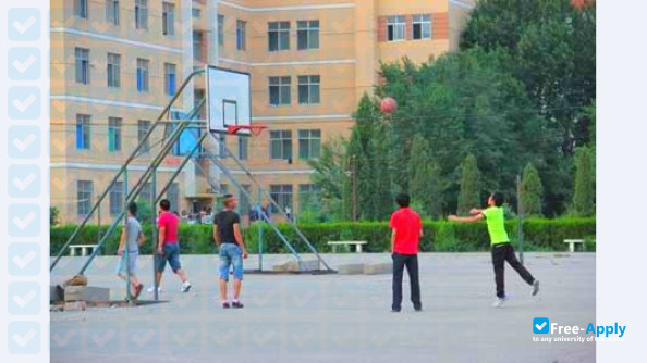 Chifeng College of Vocation & Technology photo #3