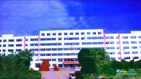 Chifeng College of Vocation & Technology photo #4