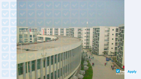 Sichuan Business Vocational College фотография №6