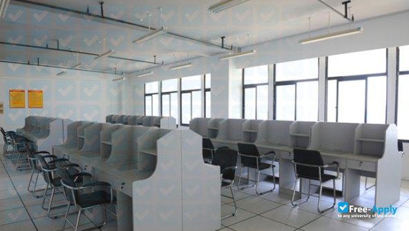 Photo de l’Wuhan City Vocational College #3