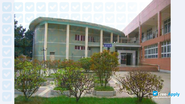 Guiyang Nursing Vocational College photo #3