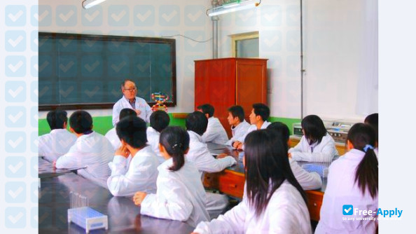 Liaoning Vocational College of Medicine фотография №7