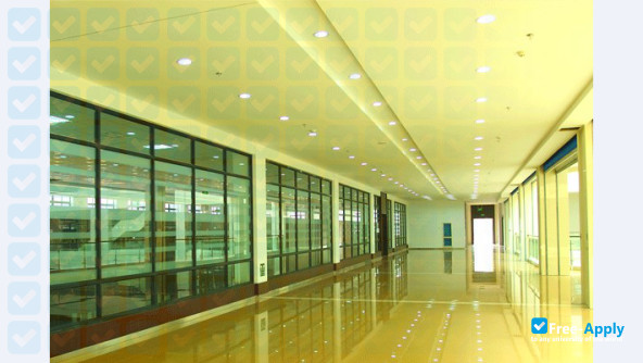 Photo de l’Shanghai University of Finance & Economics Zhejiang College #8