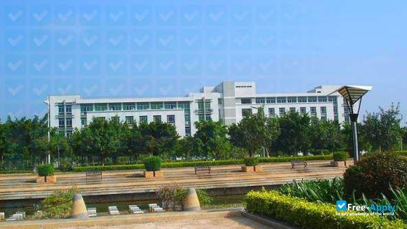 Changzhi Vocational & Technical College photo #6