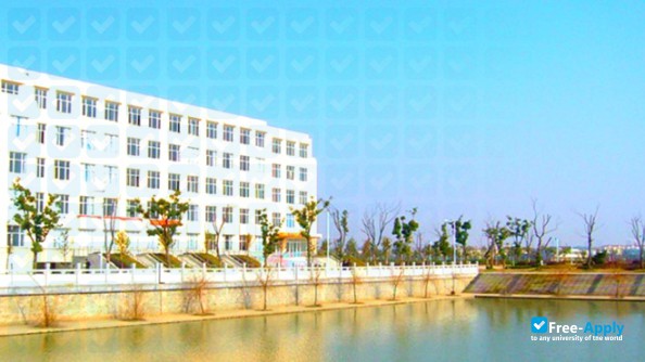 Polytechnic Institute Jiangxi Science & Technology Normal University фотография №4