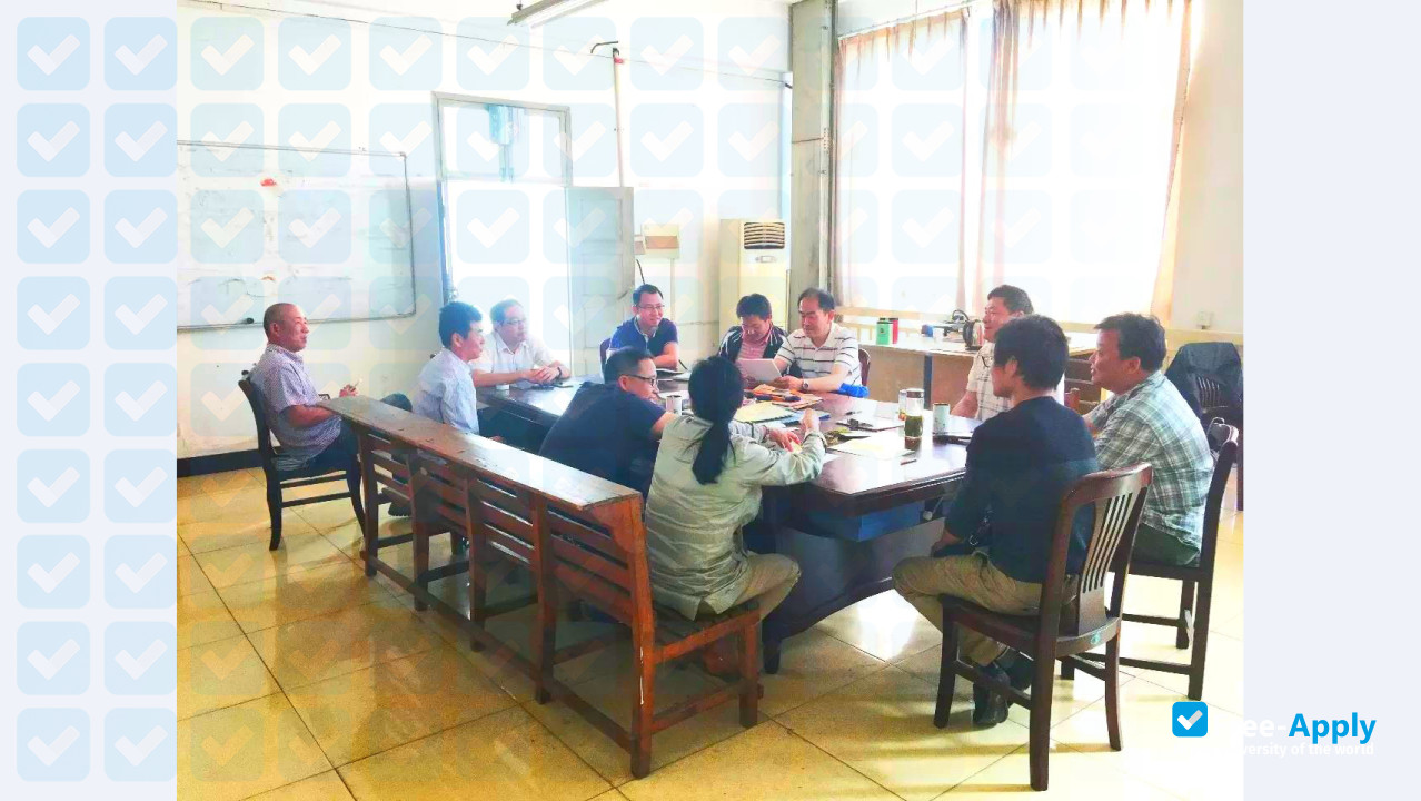 Foto de la Ma'anshan Technical College #9