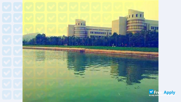 Shandong Management University фотография №8
