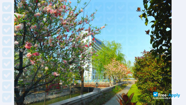 Photo de l’Taizhou Polytechnic College #3