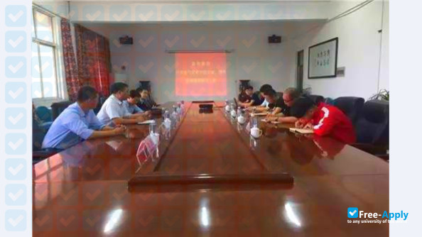 Xuchang Electrical Vocational College фотография №2