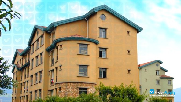 Photo de l’Chongqing Vocational College of Light Industry #5