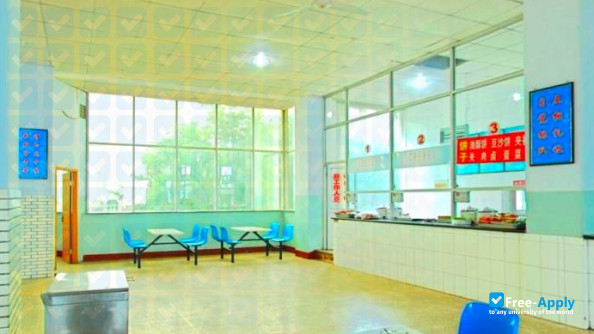 Linfen Vocational & Technical College photo #1