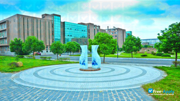 Jiangxi Ceramics & Art Institute photo #3