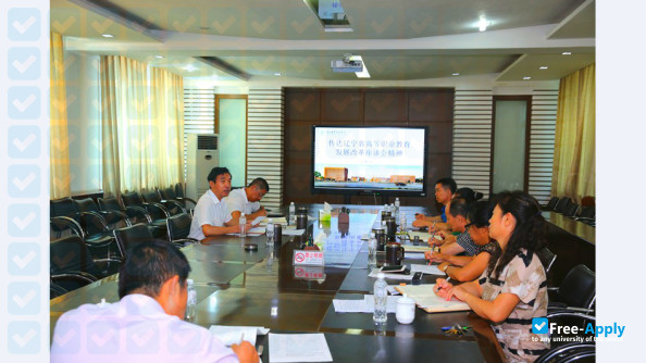 Yingkou Vocational & Technical College photo #5