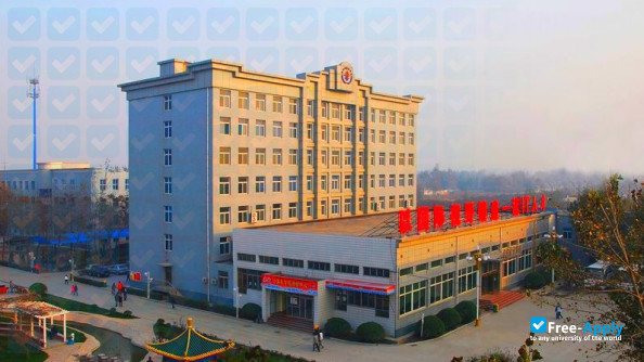 Photo de l’Shijiazhuang Engineering Vocational College #4