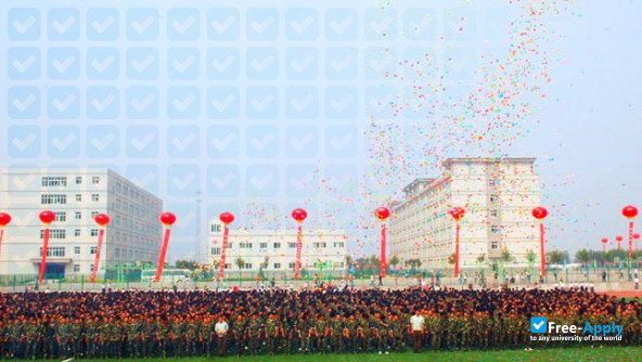 Xi'an Vocational College of Automotive Science and Technology photo #3