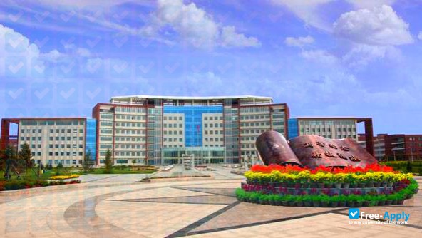 Inner Mongolia Technical College of Mechanics and Electrics photo #3