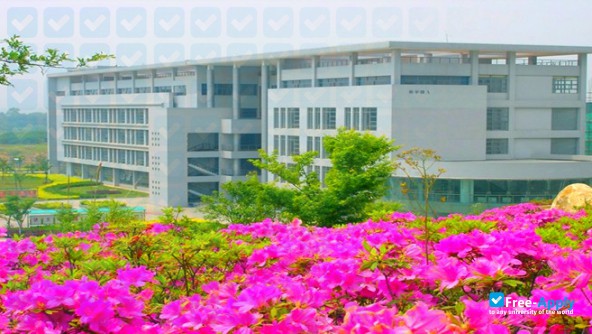 Фотография Yingtian College