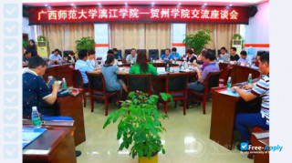 Miniatura de la Lijiang College of Guangxi Normal University #5