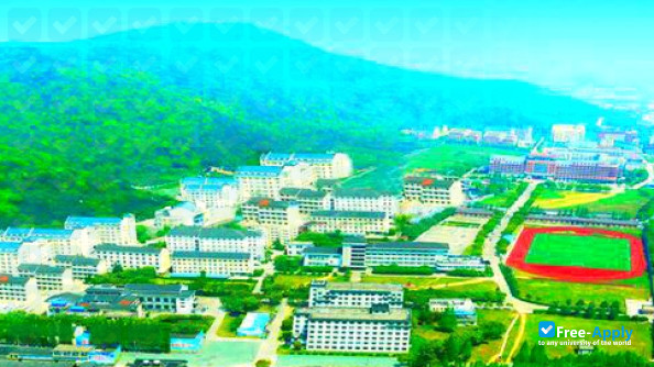 Taihu College of Creative Technologies фотография №3