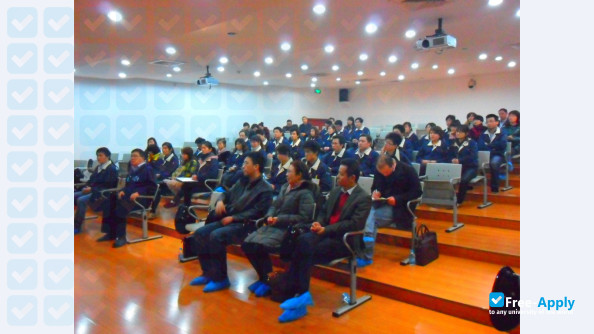 Foto de la Jiangyin Polytechnic College #9