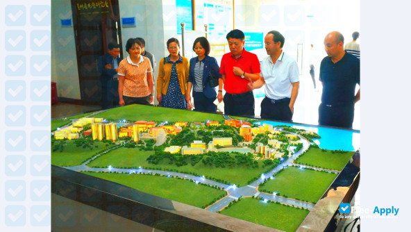 Photo de l’Xingyi Normal University for Nationalities #3