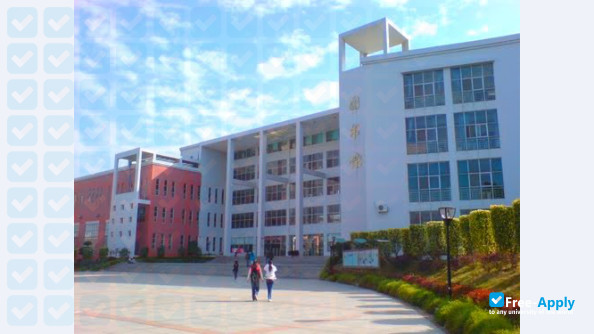Guangzhou Kangda Vocational Technical College фотография №8