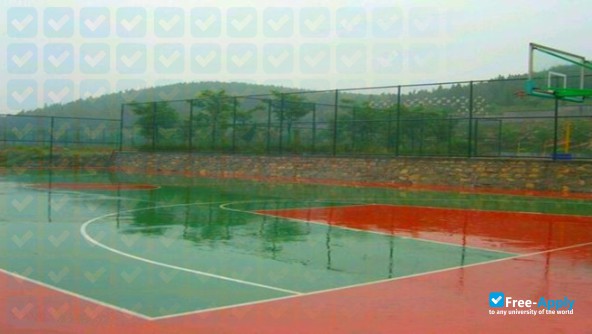 Jinan Vocational College of Nursing photo #6