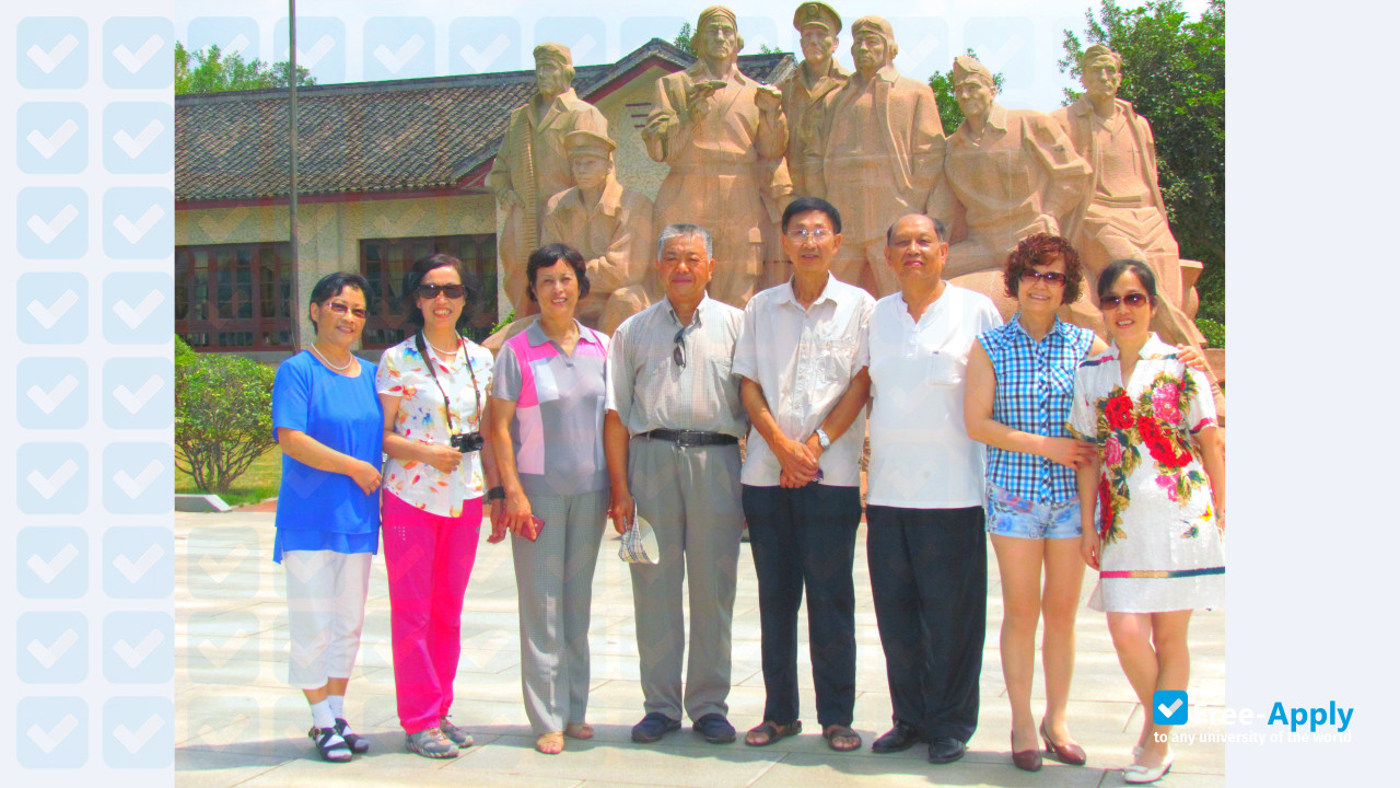 Hunan Communication Polytechnic photo #3