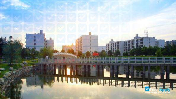 Meishan Vocational & Technical College photo #2