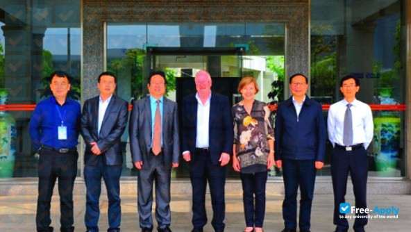 Foto de la Chengdu Medical College #5