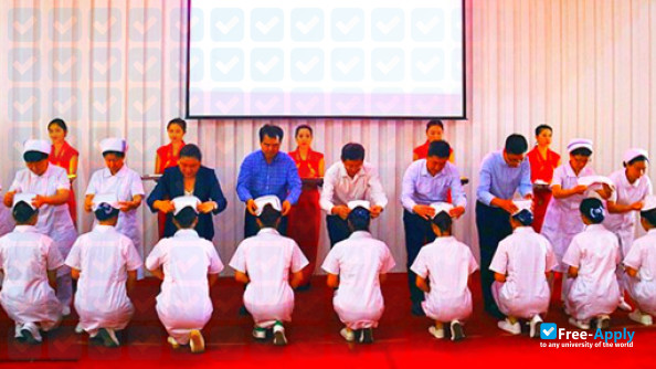 Qilu Medical University photo #4